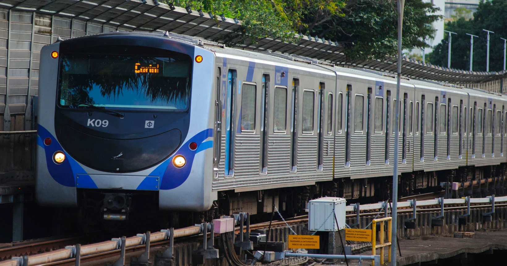 Linha de Metrô 5 Lilás Capão Redondo / Chácara Klabin, empresa ViaMobilidade - Grupo CCR (Motiva), cidade São Paulo, estado SP
