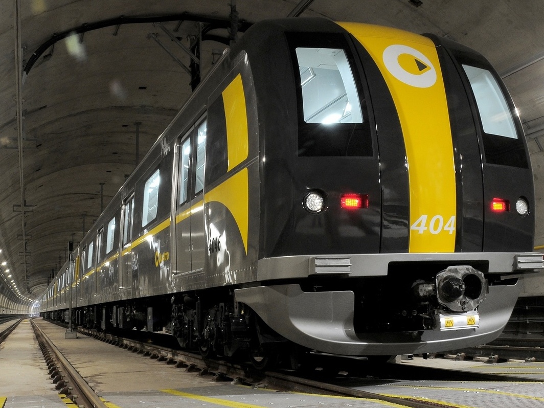 Imagem ilustrativa 4 Amarela Vila Sônia-Profa. Elisabeth Tenreiro / Luz cidade de São Paulo de SP