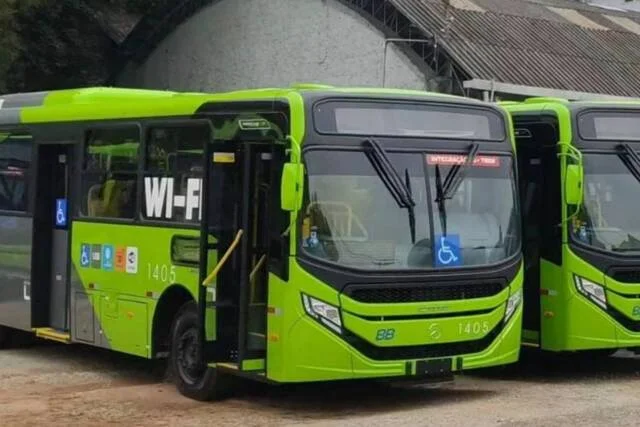 Linha de Ônibus i01 Jardim Rosemary / Kartódromo, empresa Benfica BBTT - BB Urbano Transporte e Turismo, cidade Itapevi, estado SP